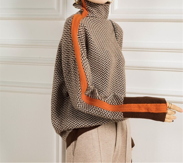 Suzy | Herringbone Luxe Turtleneck