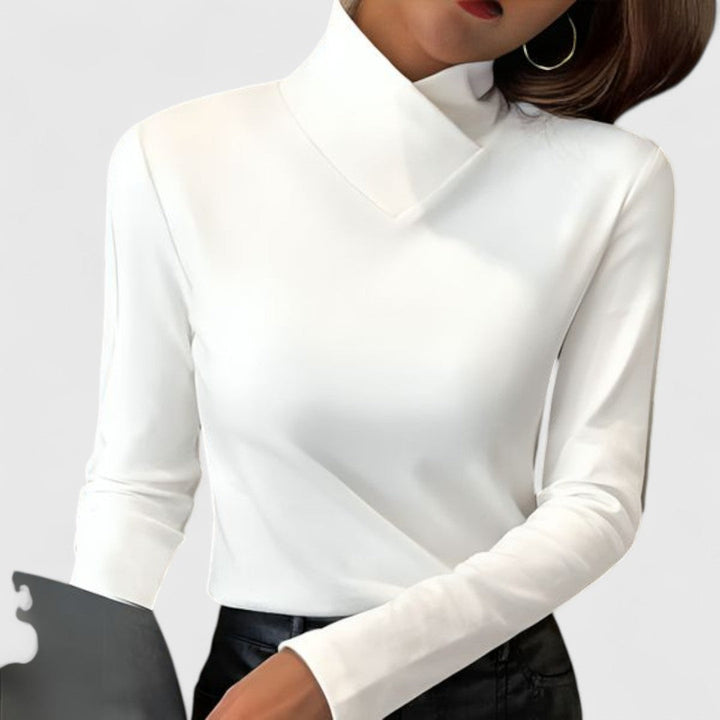 Frances | Elegant Turtleneck Fit