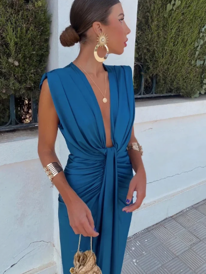 Leonie | Elegant Plunging Dress