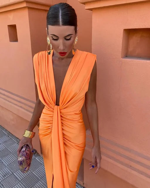Leonie | Elegant Plunging Dress